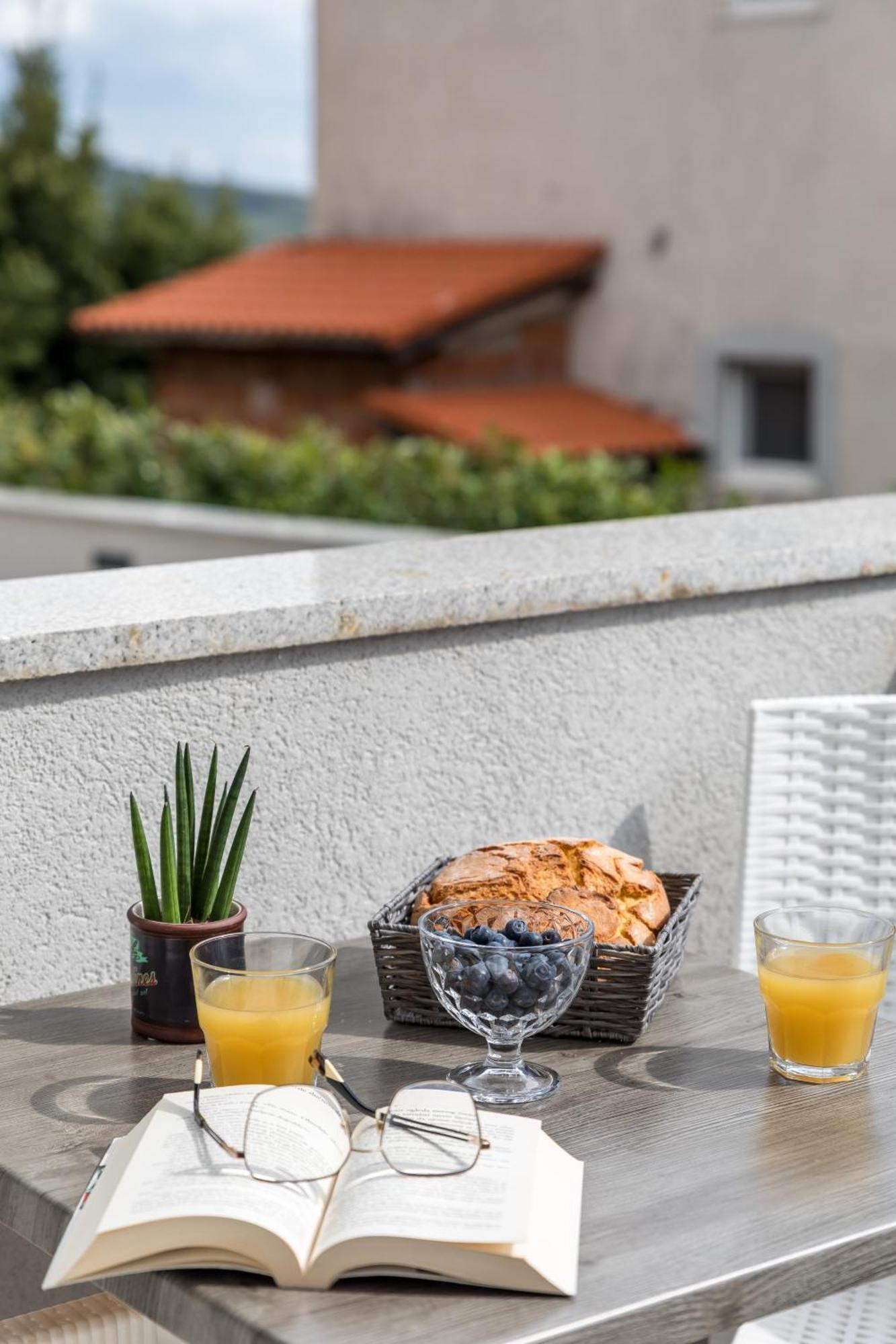 Apartments Villa Salona Sky Rom bilde